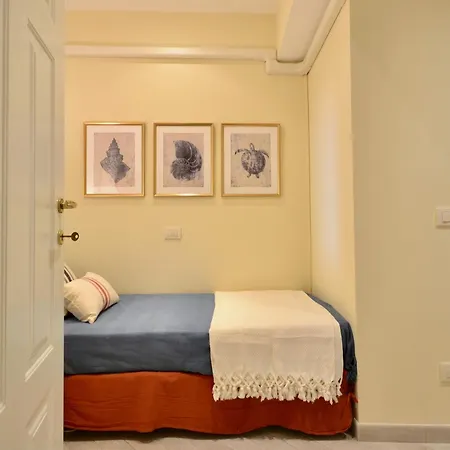 Gramsci 79 - Elegante Appartamento Fronte Spiaggia Con 3 Posti Letto