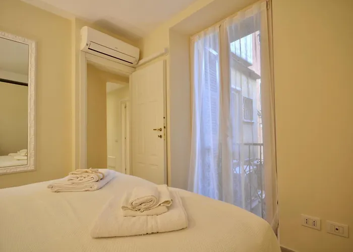 Gramsci 79 - Elegante Fronte Con 3 Posti Letto *