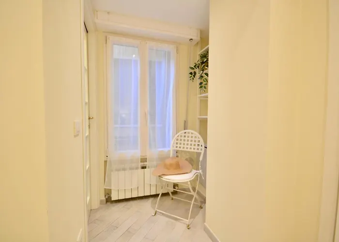 Gramsci 79 - Elegante Fronte Con 3 Posti Letto Apartment