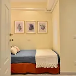 Gramsci 79 - Elegante Fronte Con 3 Posti Letto