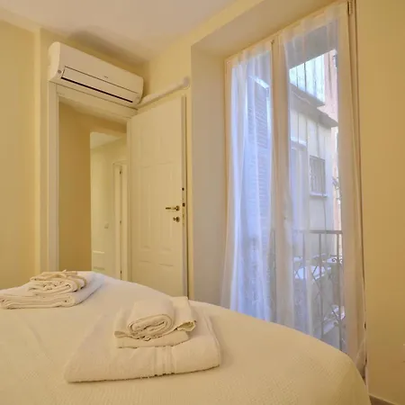 Gramsci 79 - Elegante Fronte Con 3 Posti Letto *