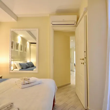 Διαμέρισμα Gramsci 79 - Elegante Fronte Con 3 Posti Letto