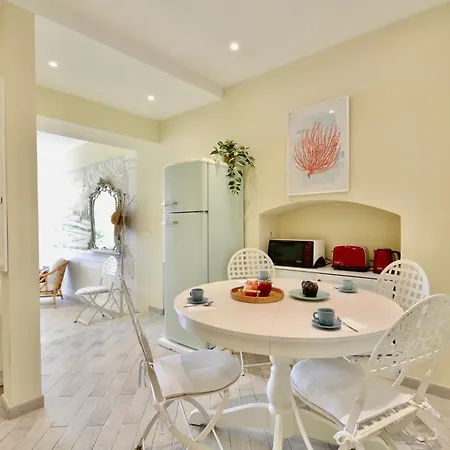 Apartament Gramsci 79 - Elegante Fronte Con 3 Posti Letto Santa Margherita Ligure
