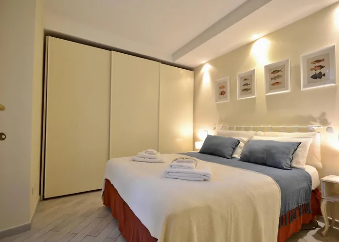 아파트 Gramsci 79 - Elegante Fronte Con 3 Posti Letto