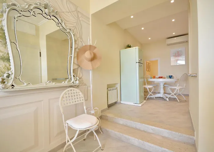 Gramsci 79 - Elegante Fronte Con 3 Posti Letto شقة سانتا مارغريتا ليغور